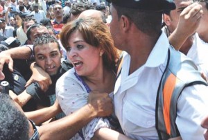 Mobb Attacking Egyptian Woman At Rally - 2017